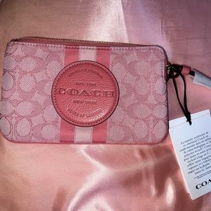 Coach Wristlet bag